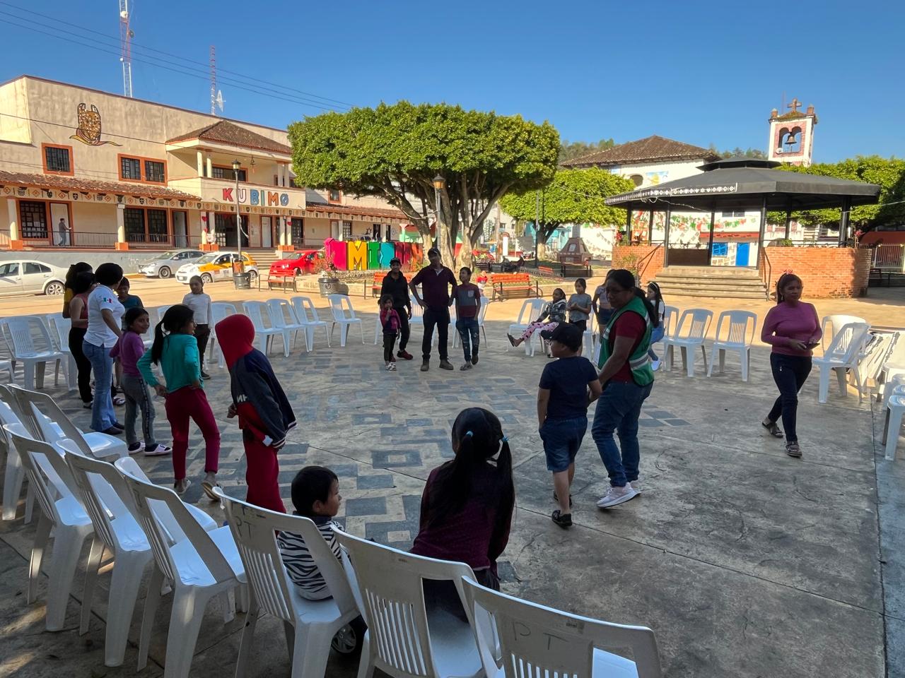Actividad Cultural Comunitaria: Convite Cultural en la Explanada de usos múltiples